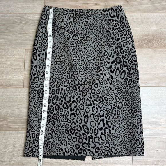 Carlisle Leopard Print Wool Pencil Skirt Size 0 - Picture 4 of 11